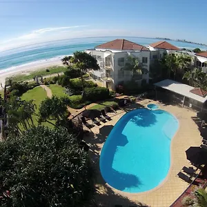 Golden Riviera Absolute Beachfront 4*, Gold Coast Australia
